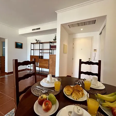 9 By Homing Apartment