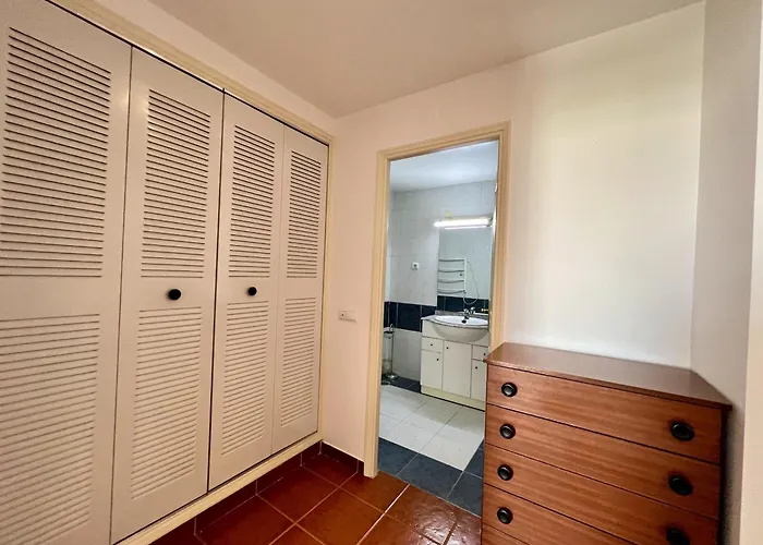 9 By Homing Apartment